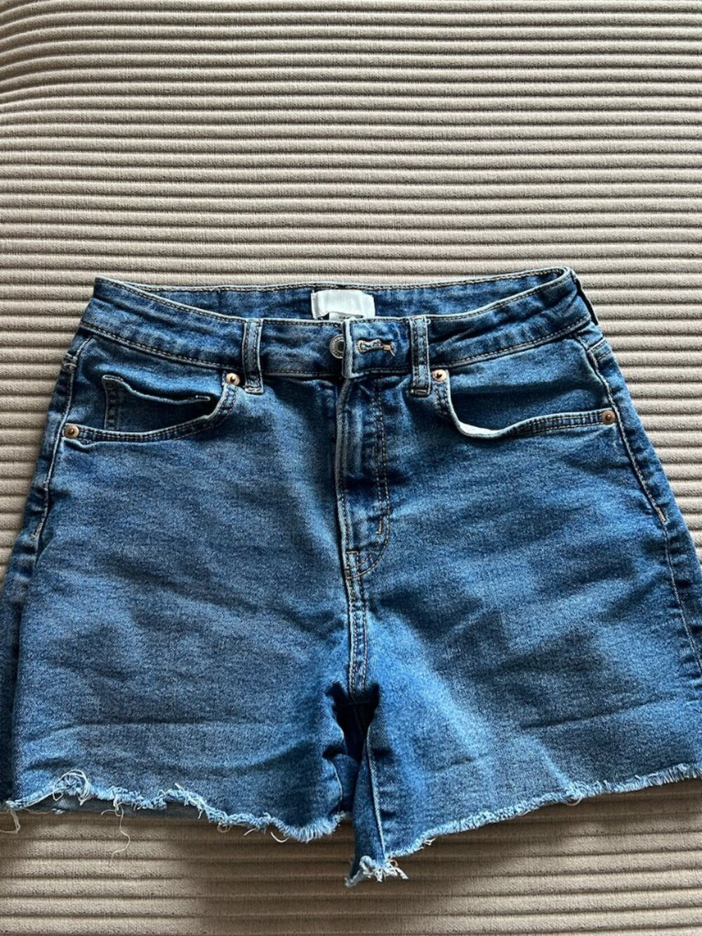 H&M Shorts - Size US 8